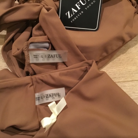 Women’s High Cut Bikini Set - Picture 6 of 6